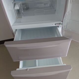 N　301-215　Panasonic　ノンフロン冷凍冷蔵庫　NR-C32DM-P 2015年製の画像