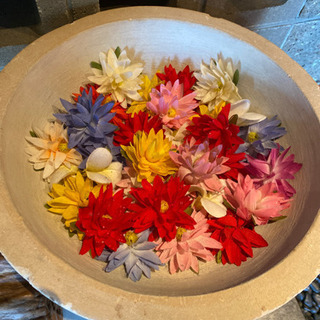 石のオブジェと造花の花のセット 中古の画像