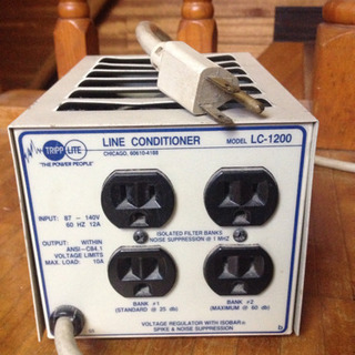 値下げしました！サージプロテクター  変圧器  中古