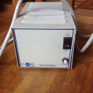 値下げしました！サージプロテクター  変圧器  中古の画像