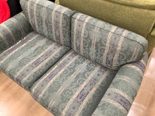 【取りに来れる方限定】マルニ木工の2掛けソファーでございます！
