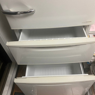 冷蔵庫差し上げます。