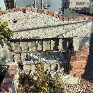 ブロック塀の修理が出来る方