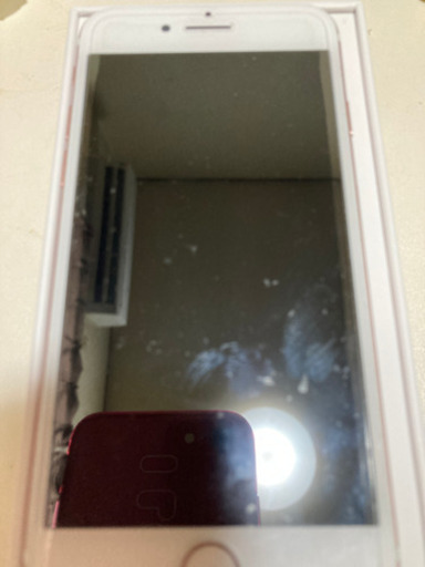 美品iPhone7SiMふりー128ギガ