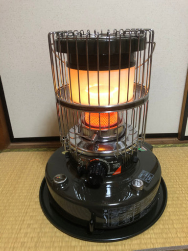 ストーブ　トヨトミ　KRA-８５C 石油ストーブKRA-85C トヨトミ 数日で終了します。