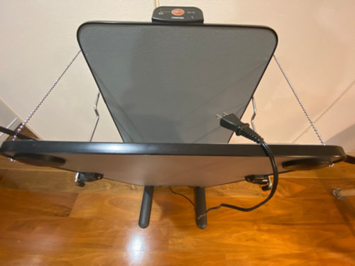 東芝　ズボンプレッサー　HIPｰT35