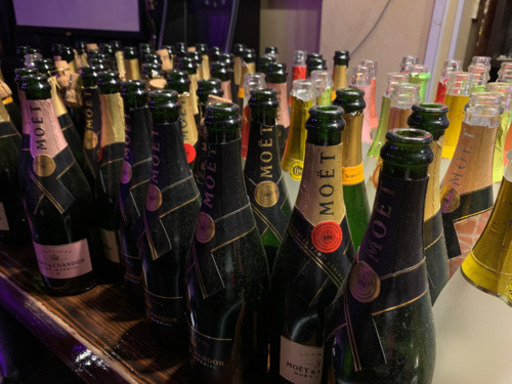 シャンパン　空瓶　色々　300本