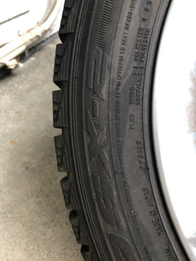 アウディa4 スタッドレスタイヤ付き4本セット