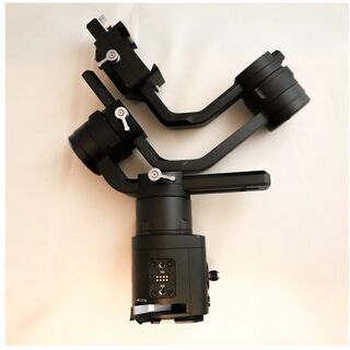 DJI RONIN S 現役一眼/ミラーレス用ジンバル 【国内正規品】付属品多数、標準セットの画像