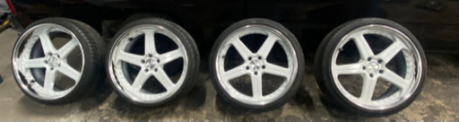 商談中　20インチ！希少サイズ！美品！タイヤ8部以上！