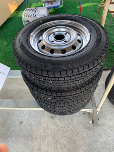 軽トラ　軽バン　スタッドレス　145/R12 6PR 新品
