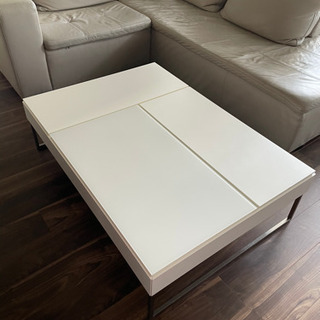 BoConcept開閉扉収納付きコーヒーテーブル BoConcept コーヒーテーブル