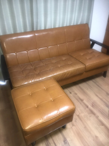 レトロ風シンプル木肘ソファー(3人掛け)