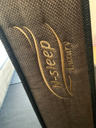 ニトリ　クイーンサイズ(マットレス付き)