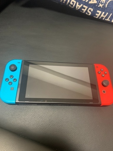 Nintendo Switch本体　中古