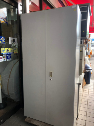 売約済両開き保管庫(鍵付き)