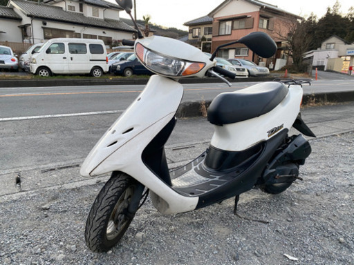 オートショップable 03011207LD ホンダ ライブディオ 白 関東圏内 即日配送 激安配送料金3000円〜。 他にも多数出品中！！オートショップableで検索♩ 修理や買取も可能です！クレジット分割、代引き支払い可能！平均在庫日数3日 業者卸にも