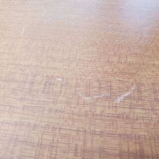 折りたたみテーブルの画像