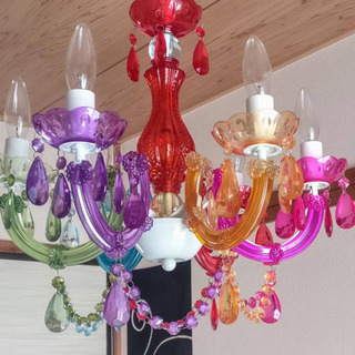 カラフルシャンデリア 6灯 シャンデリア カラフル 温和知新 きゃりーぱみゅぱみゅ
