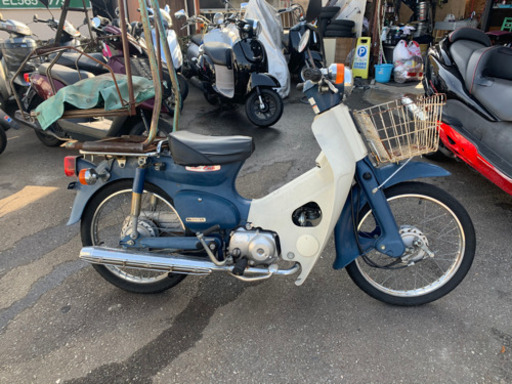 スーパーカブオカモチ付き、配達用