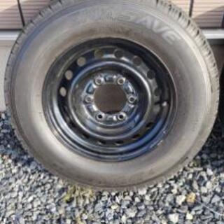 ハイエース　純正　タイヤ・ホイールセット