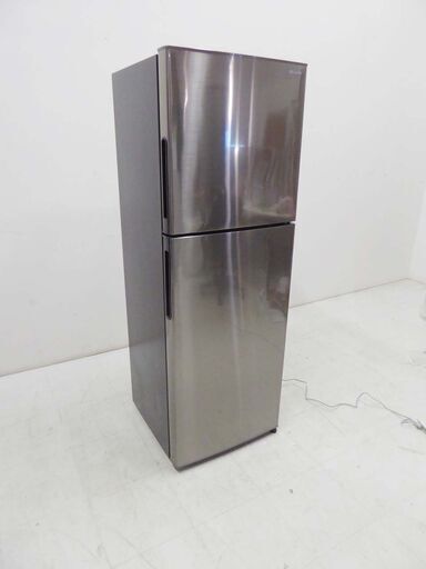 美品 SHARP シャープ 保証付  2019年製 中型 冷蔵庫 225L SJ-D23E-S