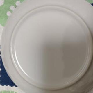 ワンピースのお皿 非売品？の画像