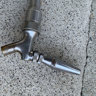 生ビールのタップの画像