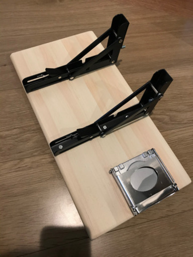 新型ジムニーリアサイドテーブル