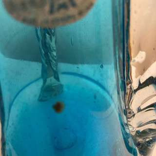 ※早い者勝ち 青いガラスの花瓶　と思われるの画像