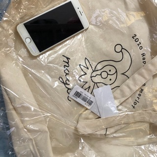 【台東区】新品MerlotのデカトートとTシャツの画像