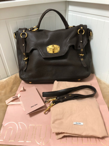 miumiu ショルダーバッグ