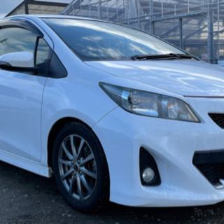 トヨタ ヴィッツ RS  