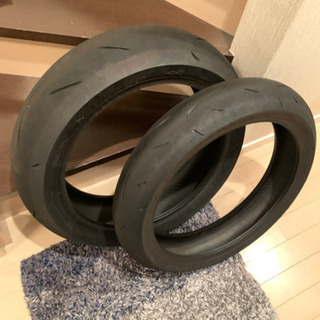 ダンロップα14 180/55 120/70 セット中古