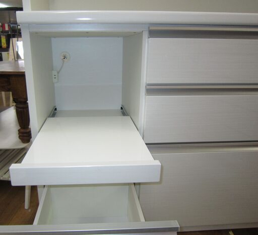 送料込み【美品】 松田家具　食器棚　幅89cm キッチンカウンター　レンジ　収納 送料込み【美品】 松田家具 食器棚 幅89cm キッチンカウンター レンジ