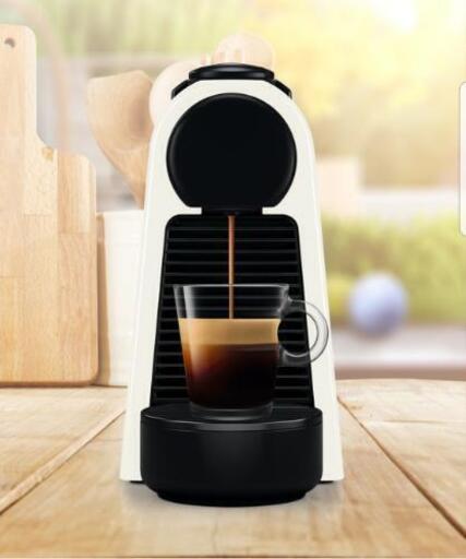 ネスプレッソ コーヒーメーカー、エアロチーノ、ネスプレッソカップ2客、カプセルボックス2個