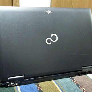 🔷15.6型液晶/高性能🆙i5(ターボ)/SSD128GB/Microsoft Office 2016(2019同機能)📒✎/快適♬メモリ4GB/DVDSマルチ(コピー可)💿/USB3.0☆彡/SDカードスロット🅌/すぐ使えるWindows10♪/すぐ繋がるWi-Fi📶/高解像度1600x900液晶パネル♬/点検整備清掃済み😊/FUJITSU LIFEBOOK E752/Fの画像