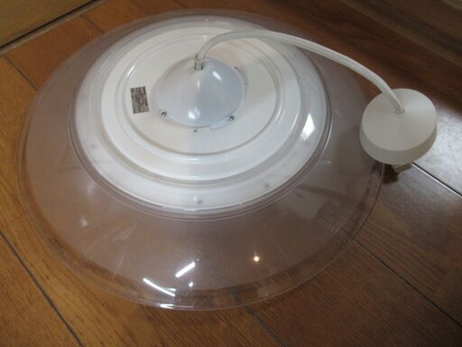 世田谷区近辺配送可能　Panasonic　パナソニック 2013年製　プルスイッチ　引掛シーリング方式　LEDペンダント ~8畳 HH-LP576N 屋内照明 ペンダントライト　シーリングライト　ホワイト　単色タイプ 昼白色 プラスチックセード