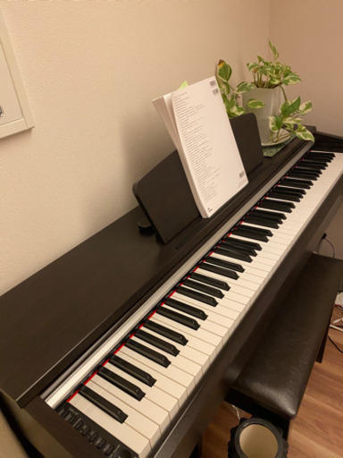 ヤマハ　電子ピアノ　YDP-141R 2010年製