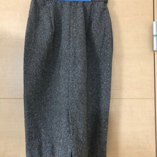 ストロベリーフィールズ　スカートの画像