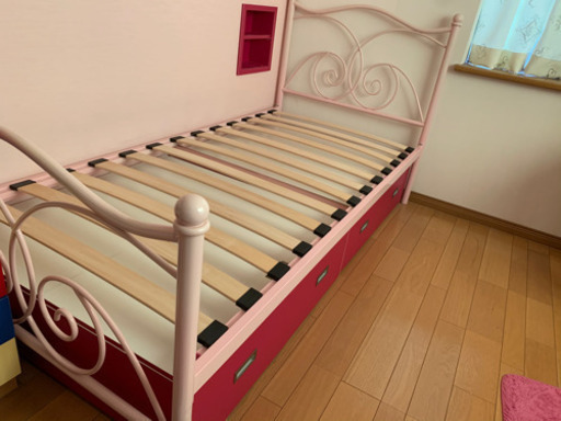 収納付きベッド