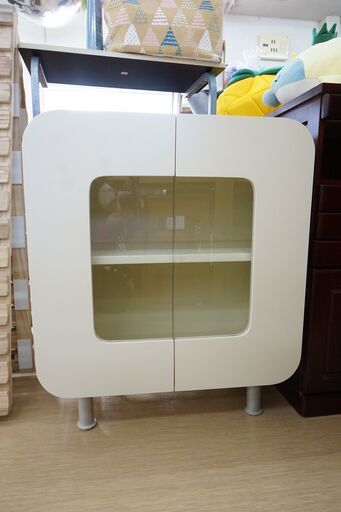 キャビネット☆収納棚☆角が丸くてかわいい☆収納2段☆一人暮らしに丁度いいサイズ