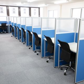 勉強場所の提供や、就職活動の応援をします。の画像