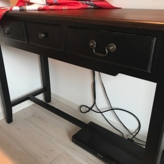オシャレなドレッサーやpc机などにも使えます。