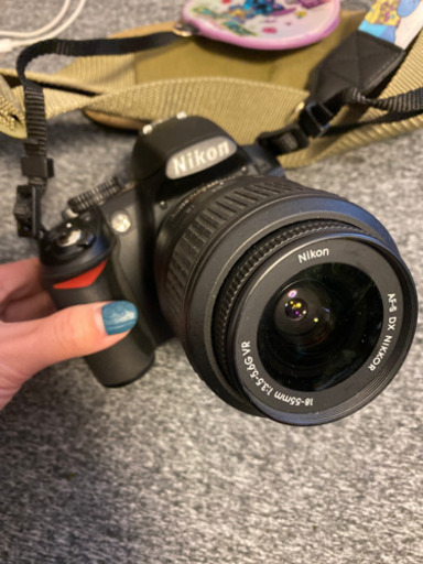 Nikonカメラ　ストラップとケースつき！