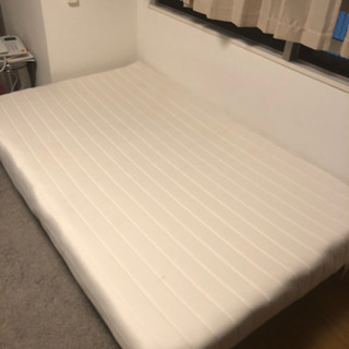 セミダブル　ベッドの画像