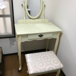 【ネコ足】　ドレッサー