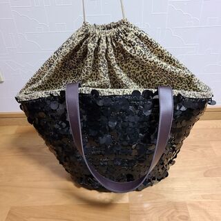カゴバッグ　スパンコール　巾着袋　ヒョウ柄