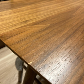 値下！【定価30,000円強】ダイニング　テーブル　ウォールナット　ニトリ　現行販売品の画像
