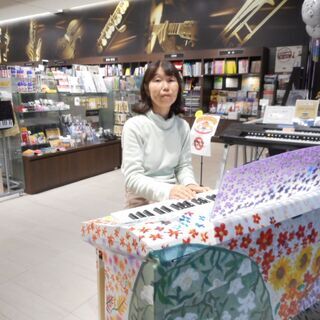 エレクトーン　ピアノ（電子ピアノ）　キーボード　音楽理論　出張レッスンの画像